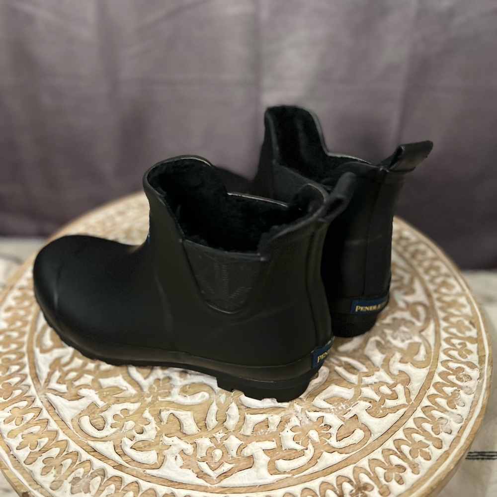 Pendleton Ladies Chelsea Rain Boot w Plush Interior | Sz 9 - Picture 7 of 12